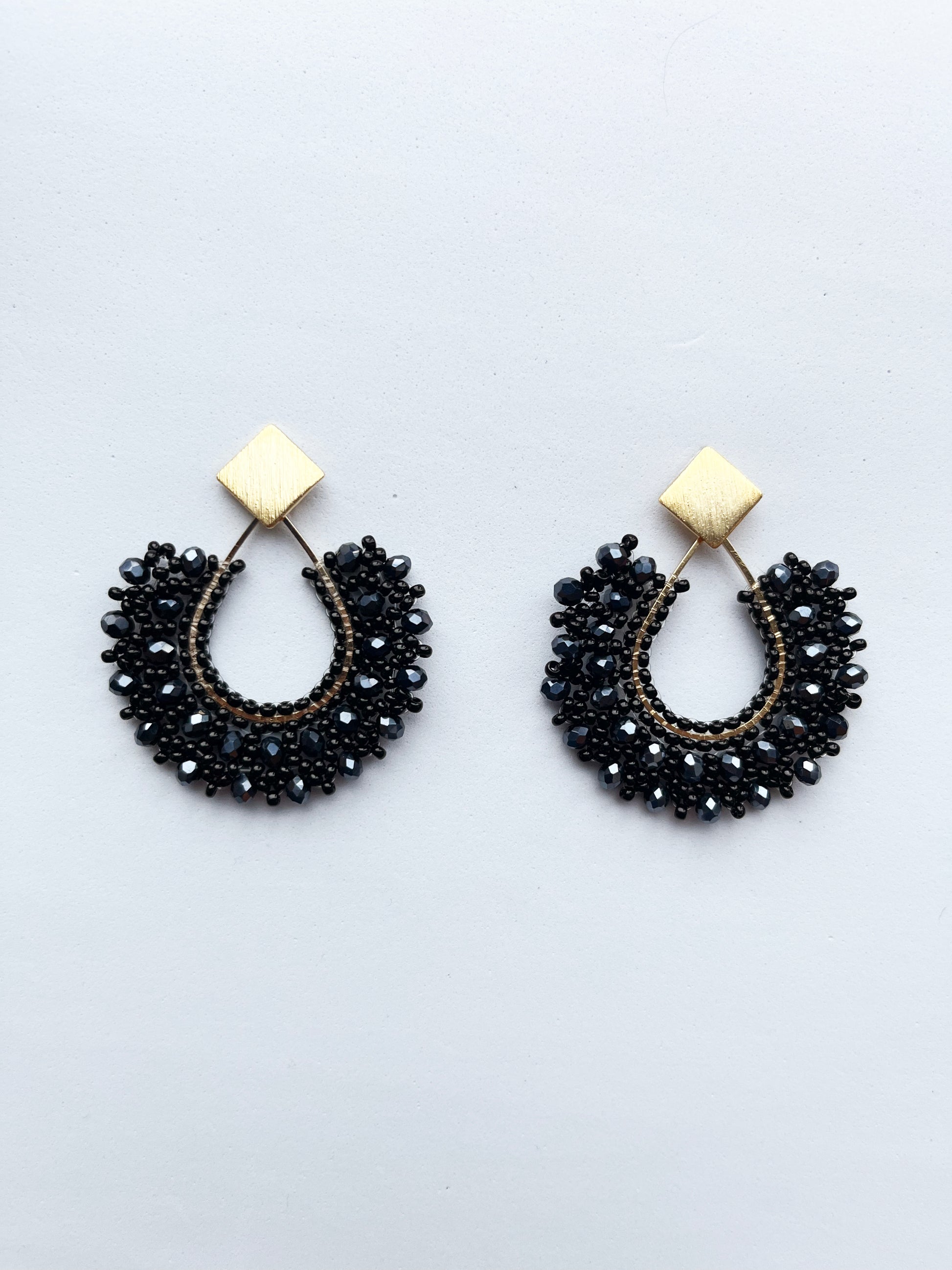 Drop Black